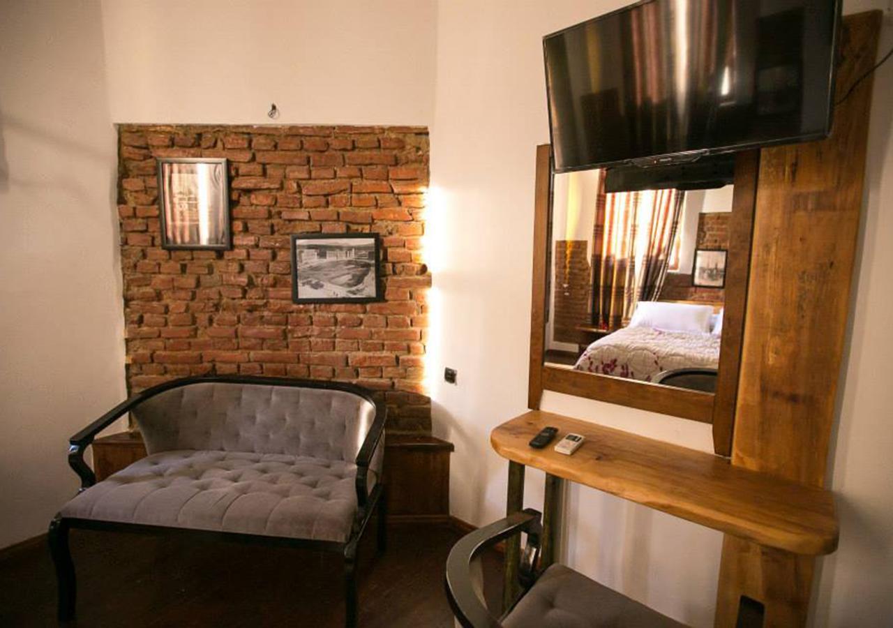 Hotel Vila 1928 Tirana Extérieur photo